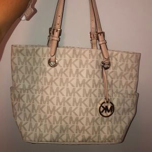 Michael Kors purse